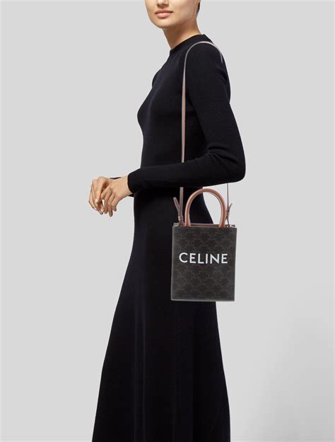 celine 2020 包|celine triomphe tote.